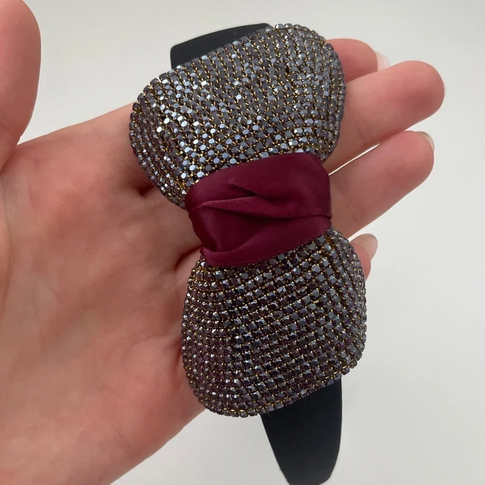 5006. Cära New York Elegant Black and Red Bow Headband